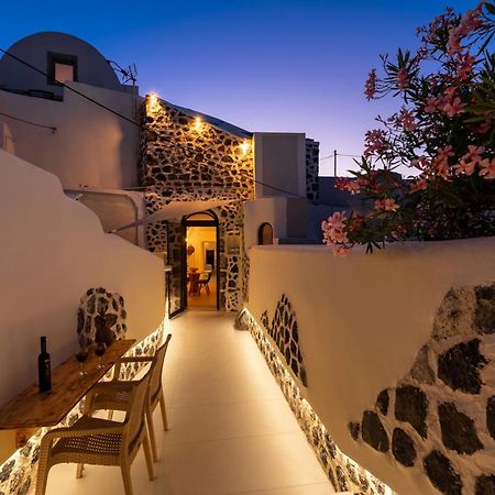 Deep Cave Suites Kontochori Φηρά Εξωτερικό φωτογραφία