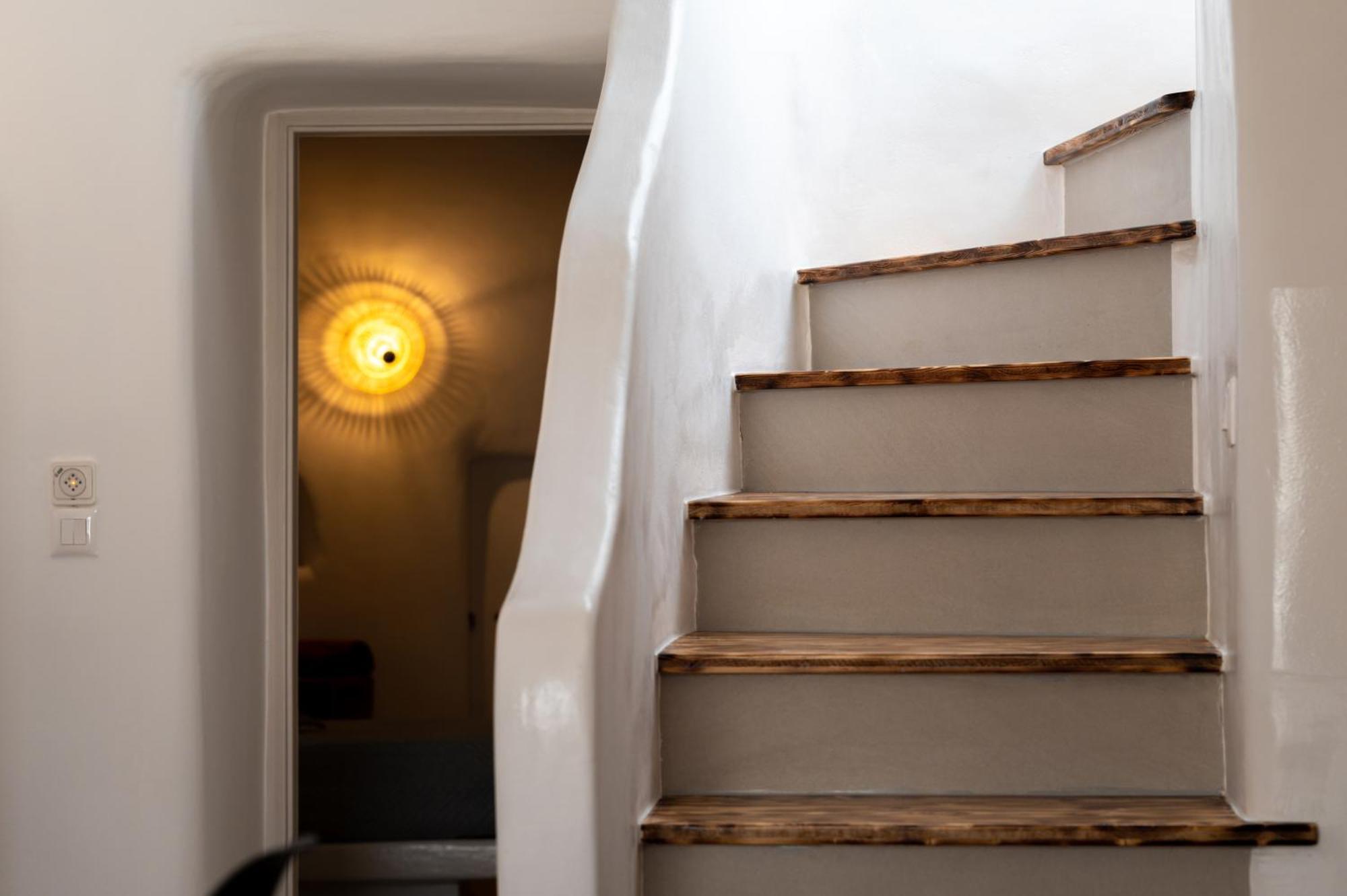 Deep Cave Suites Kontochori Φηρά Εξωτερικό φωτογραφία
