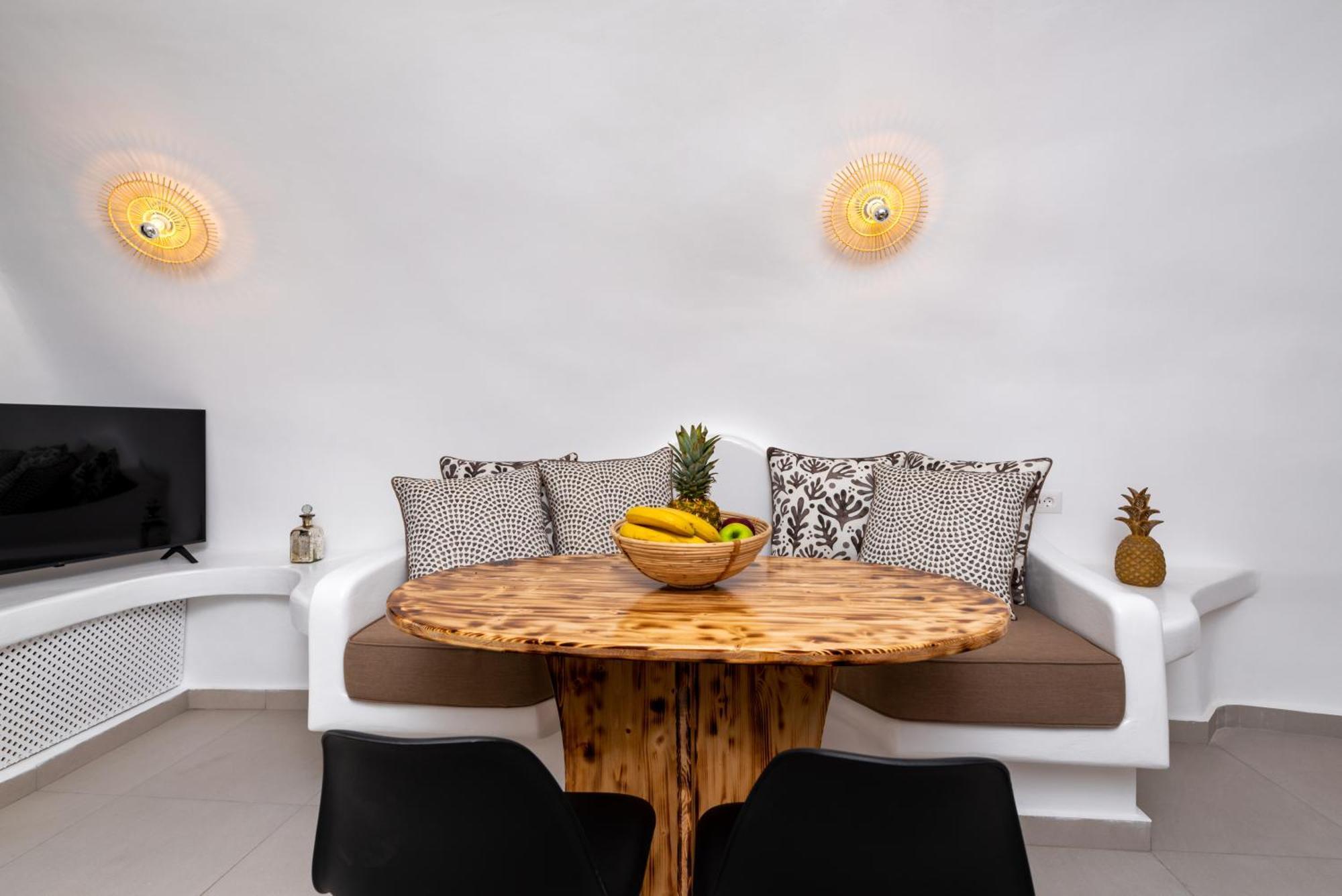 Deep Cave Suites Kontochori Φηρά Εξωτερικό φωτογραφία
