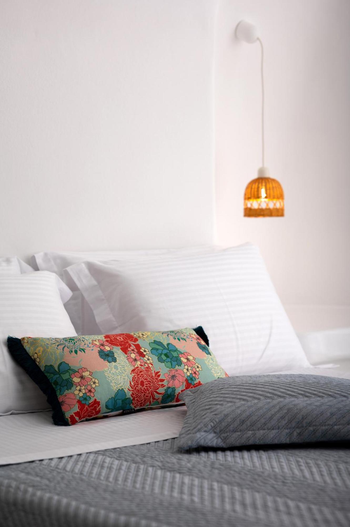 Deep Cave Suites Kontochori Φηρά Εξωτερικό φωτογραφία