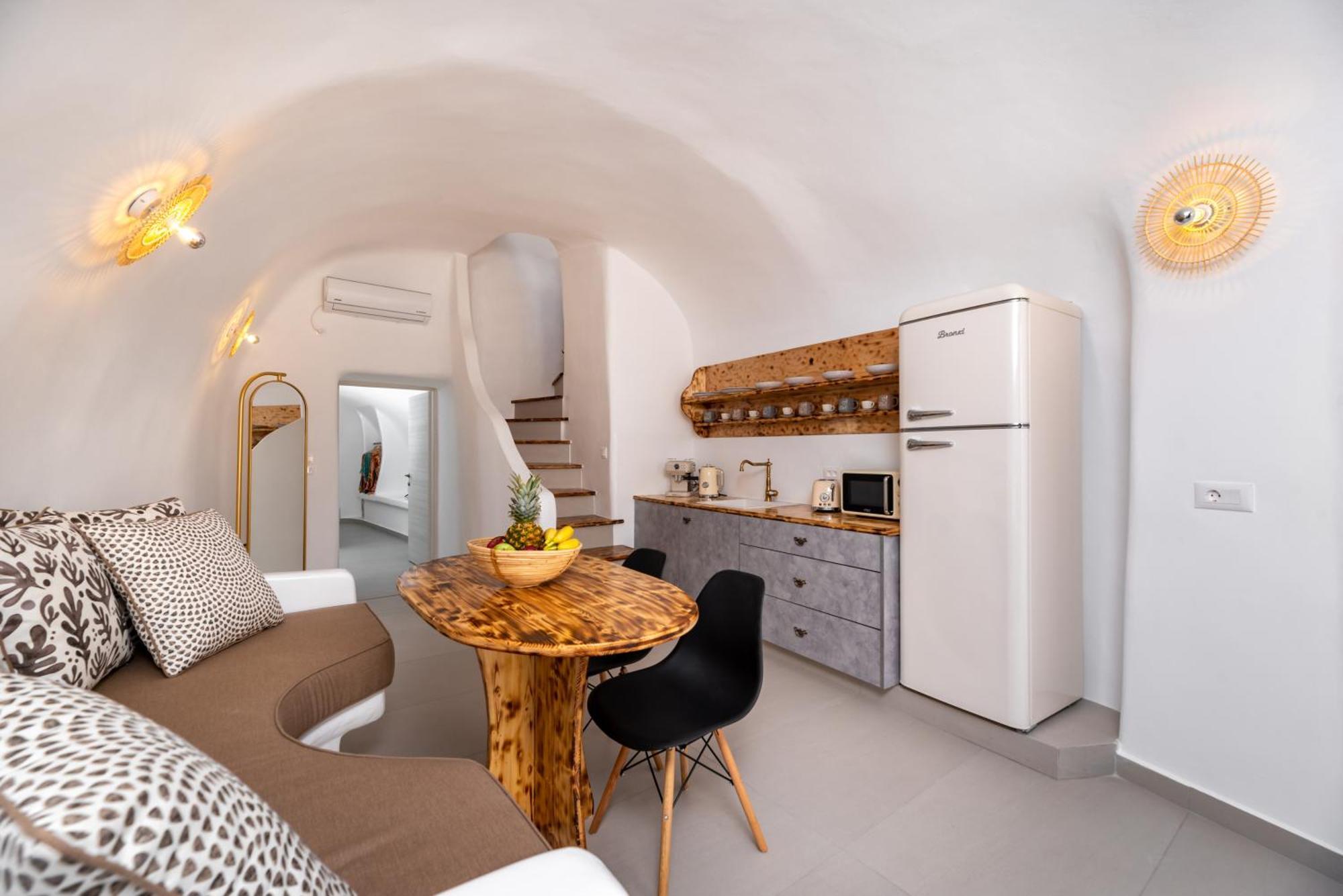 Deep Cave Suites Kontochori Φηρά Εξωτερικό φωτογραφία